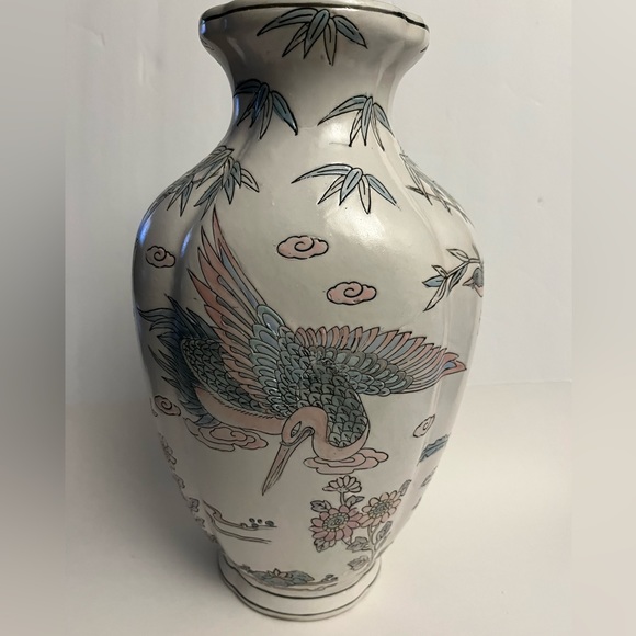 Asian Ginger Jar Vase, Chinoiserie Ginger Jar Vase Birds in Lotus Pond - Picture 4 of 5